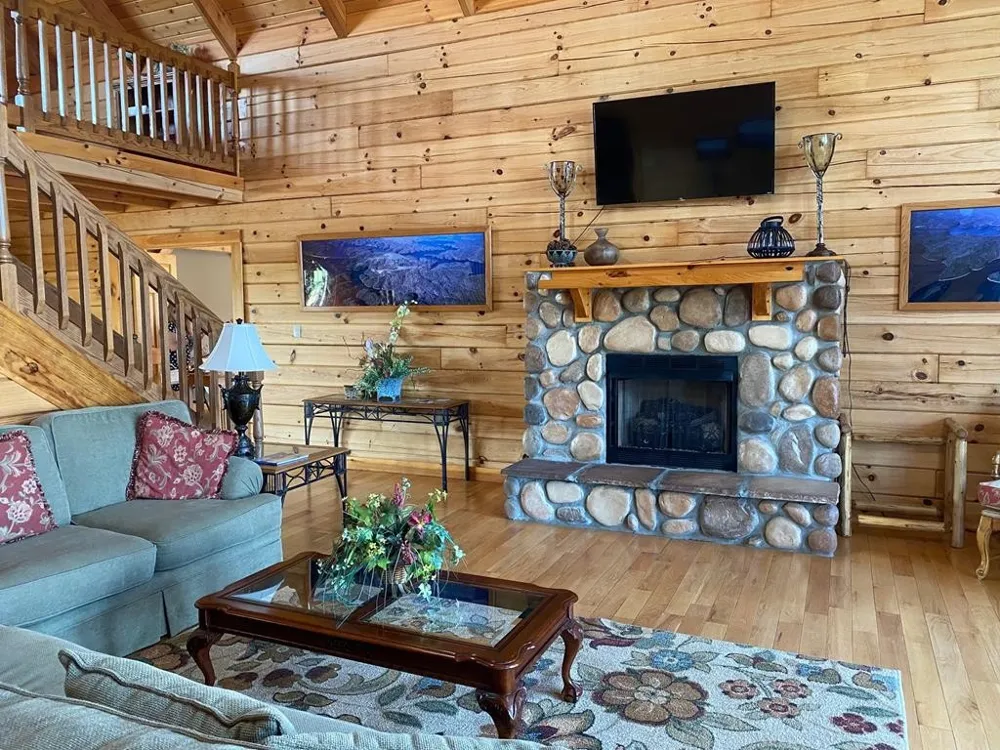 50D Crappie Lane Hilham, TN 38568
