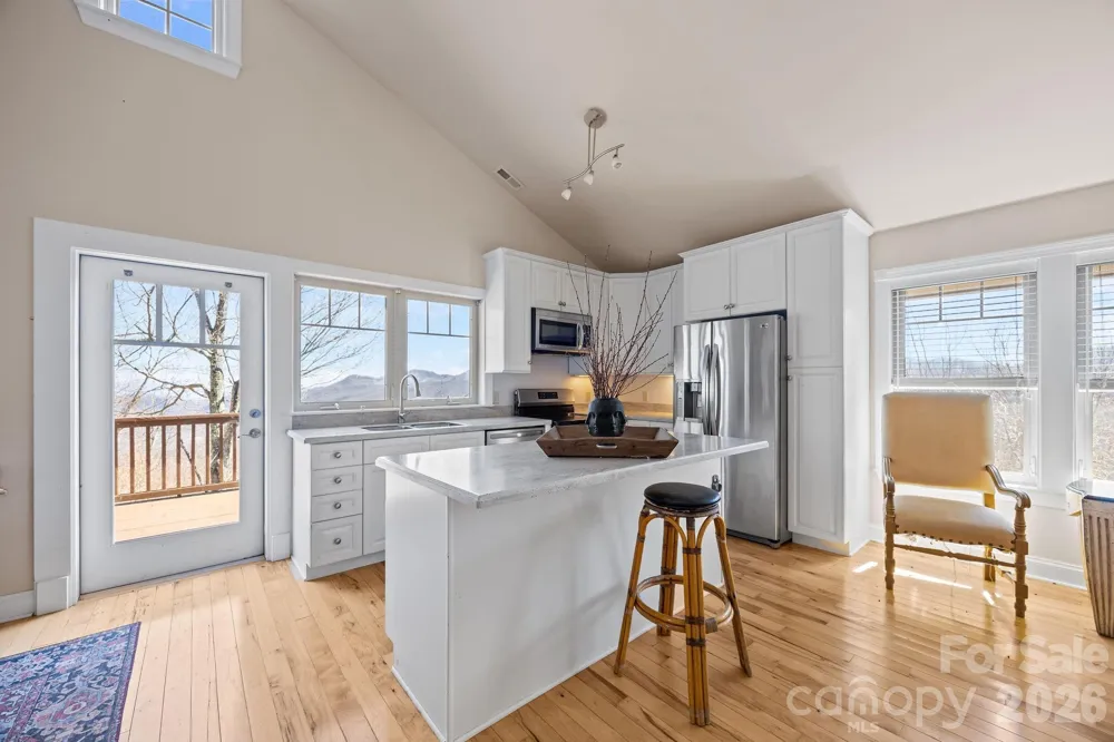 5 Lila Lane #B Clyde, NC 28721