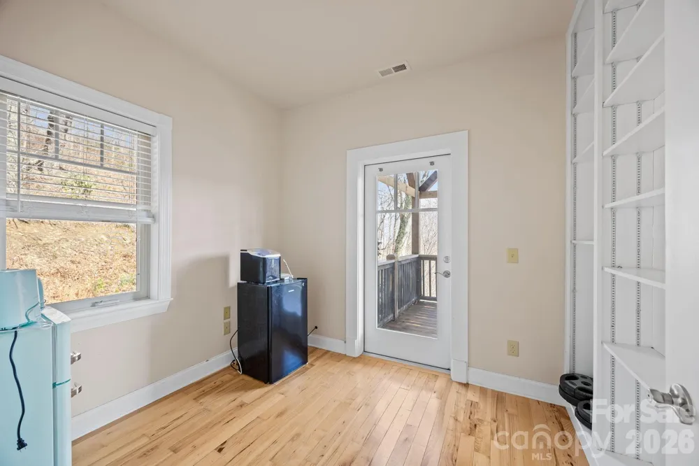 5 Lila Lane #B Clyde, NC 28721