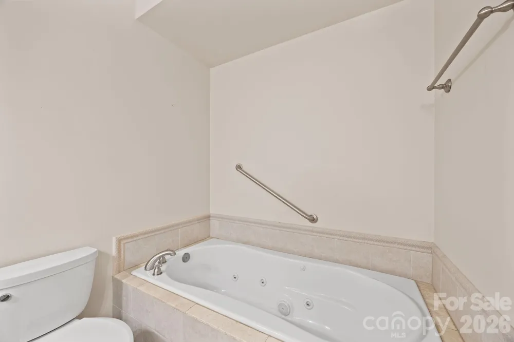 5 Lila Lane #B Clyde, NC 28721