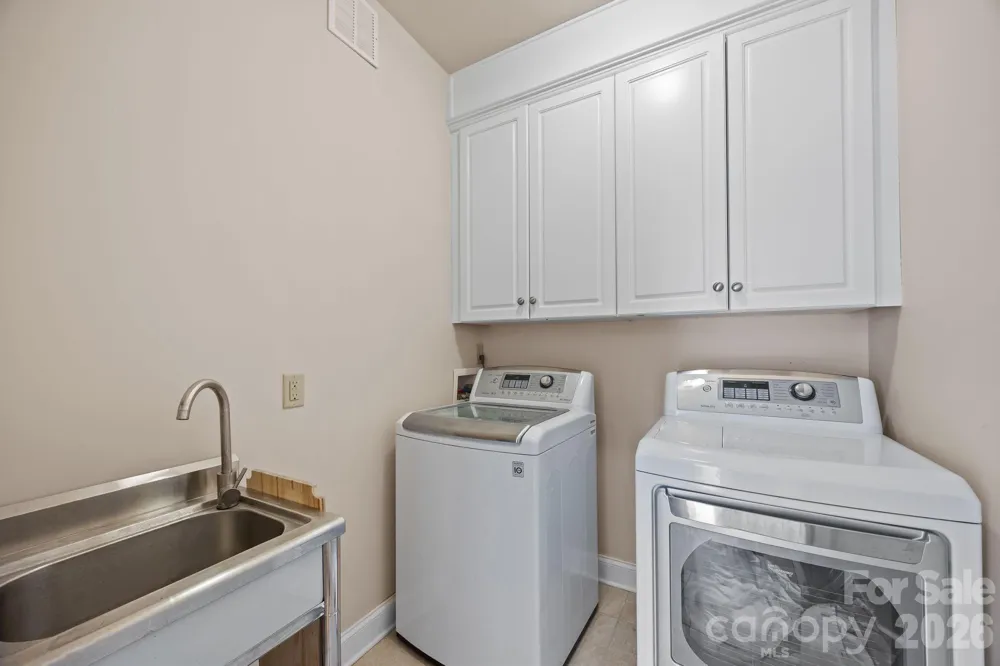 5 Lila Lane #B Clyde, NC 28721