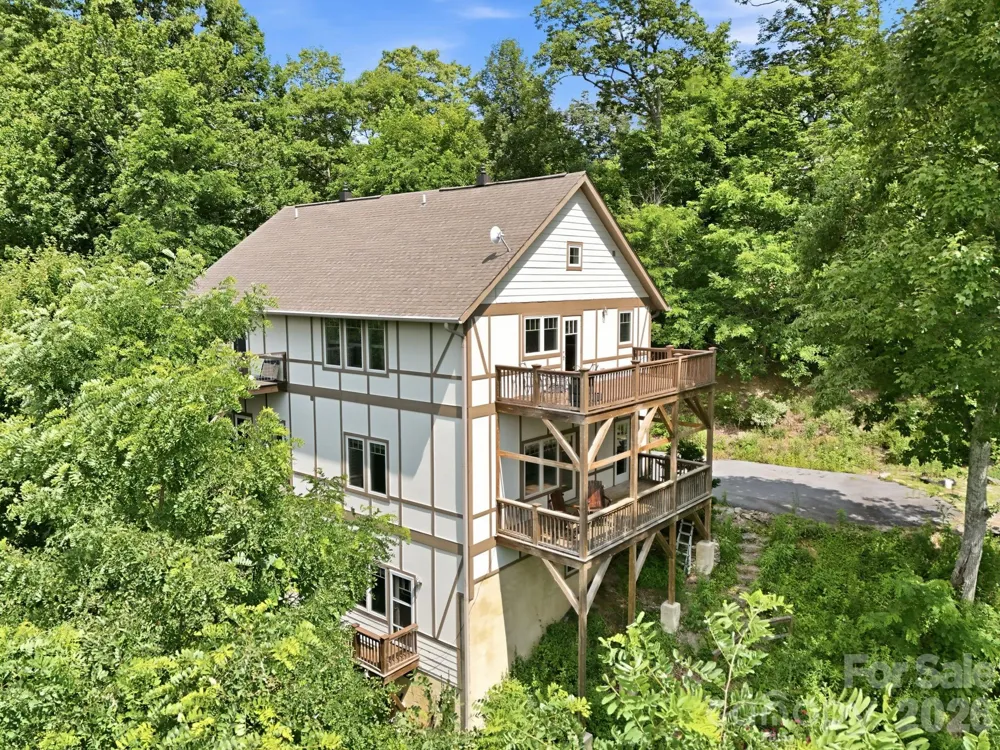 5 Lila Lane #B Clyde, NC 28721