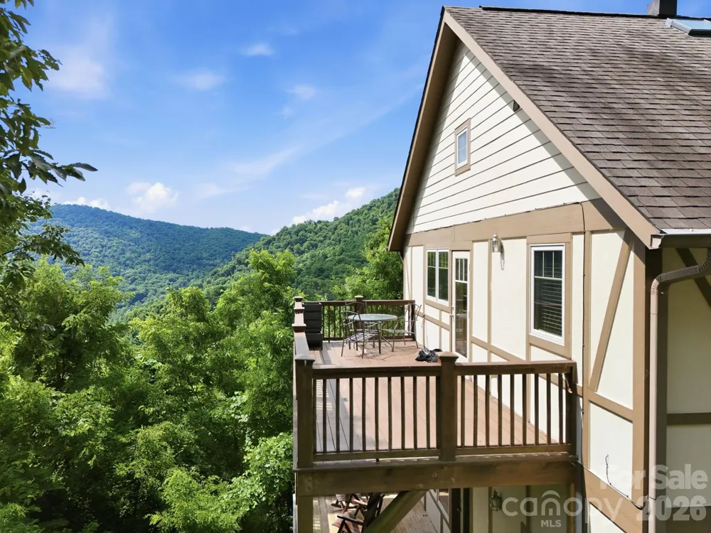5 Lila Lane #B Clyde, NC 28721