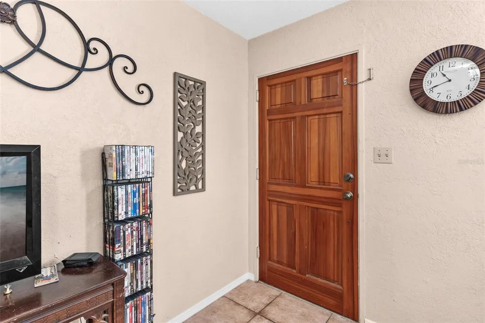 501 POINSETTIA AVENUE Fruitland Park, FL 34731
