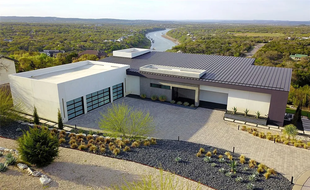 1702 Moonlight Trace Spicewood, TX 78669