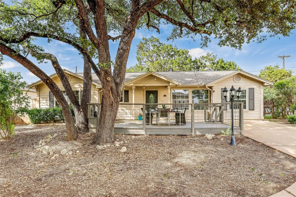 426 Summit Ridge Drive Point Venture, TX 78645