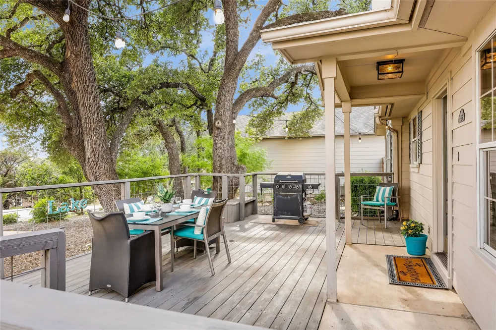 426 Summit Ridge Drive Point Venture, TX 78645