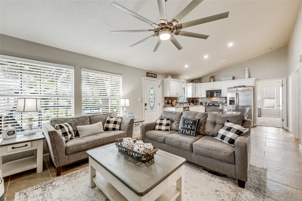 426 Summit Ridge Drive Point Venture, TX 78645