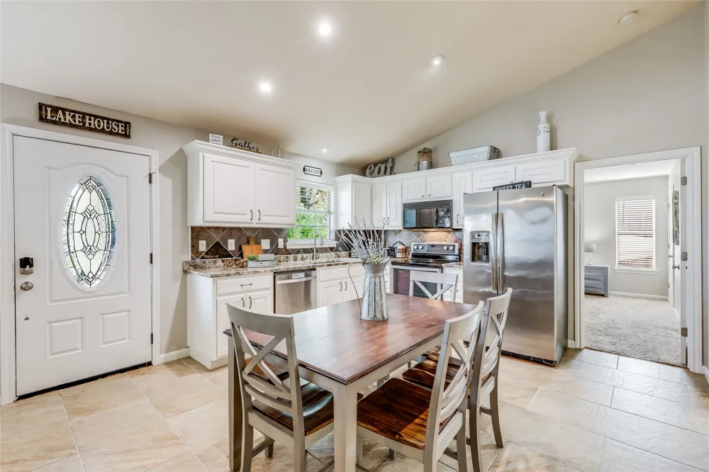 426 Summit Ridge Drive Point Venture, TX 78645