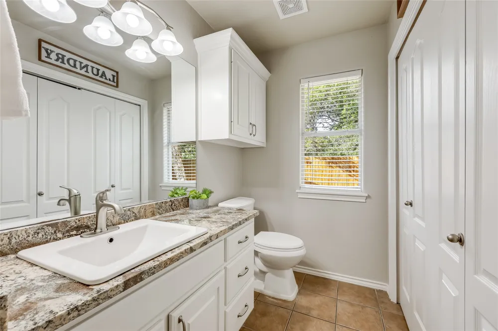 426 Summit Ridge Drive Point Venture, TX 78645