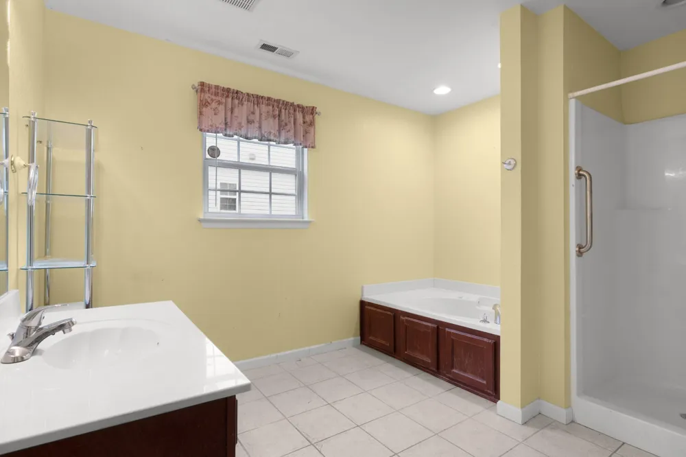 192 Round Tree Drive Rossville, GA 30741
