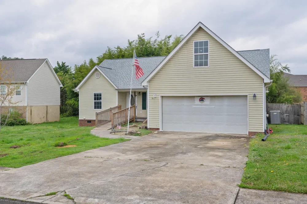 192 Round Tree Drive Rossville, GA 30741