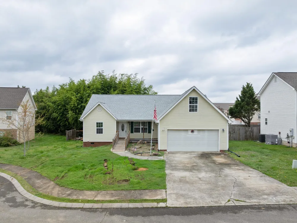 192 Round Tree Drive Rossville, GA 30741