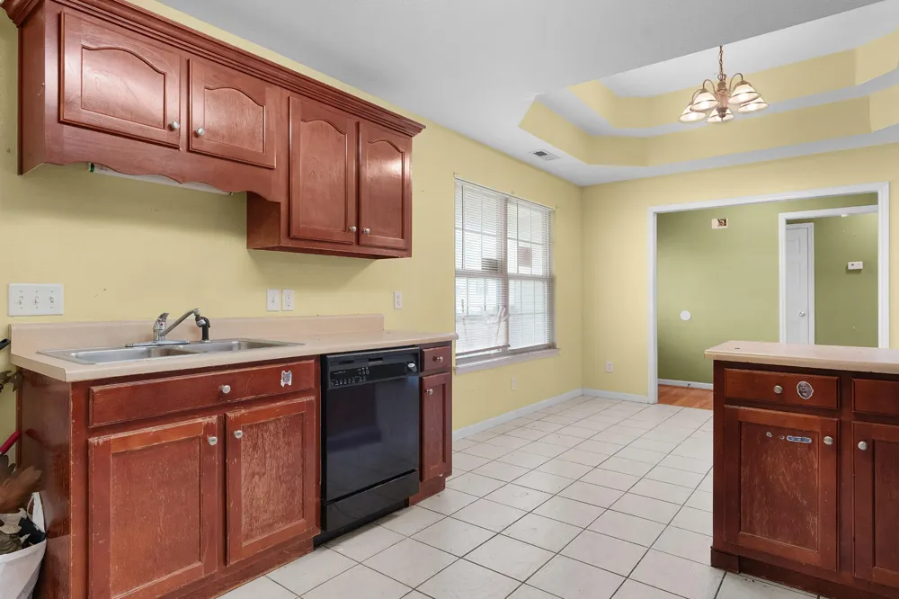 192 Round Tree Drive Rossville, GA 30741