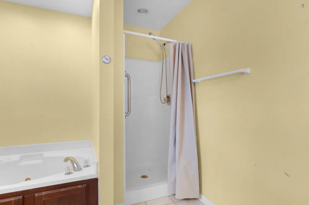 192 Round Tree Drive Rossville, GA 30741