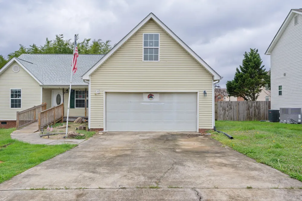 192 Round Tree Drive Rossville, GA 30741