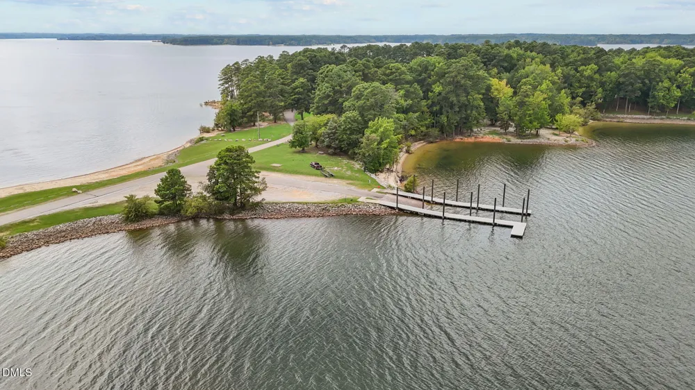 140 Shoreline Drive Manson, NC 27553