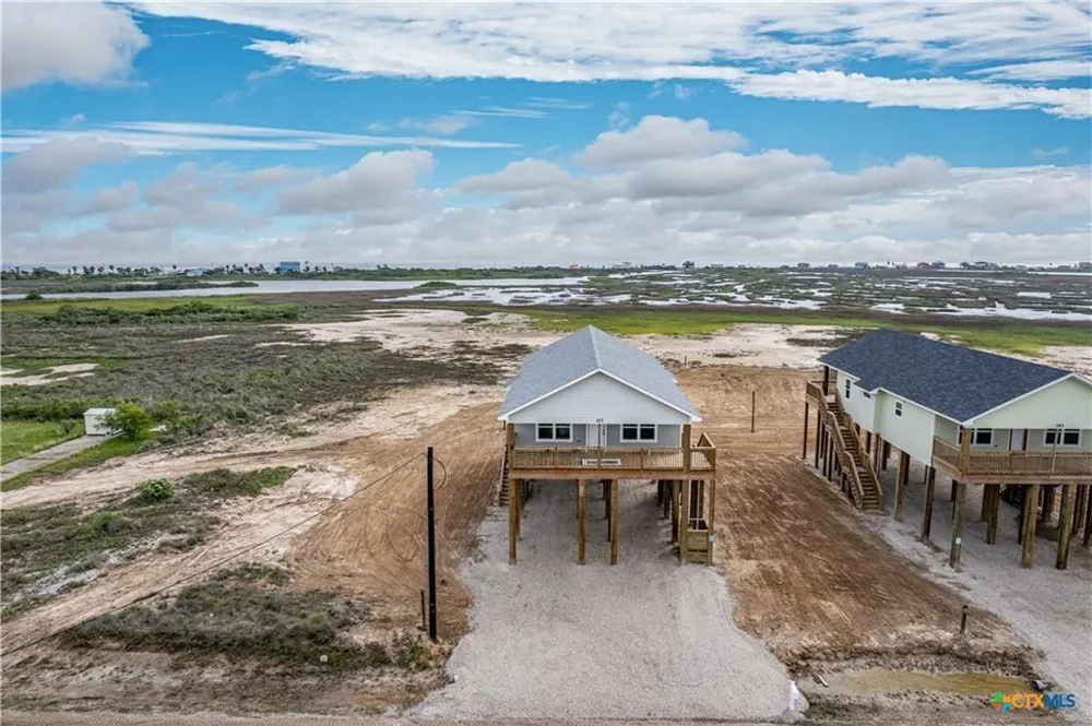 177 Powderhorn Lane Port Lavaca, TX 77979