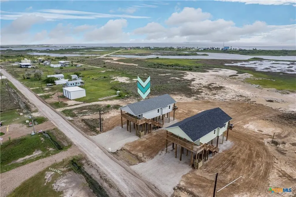 177 Powderhorn Lane Port Lavaca, TX 77979