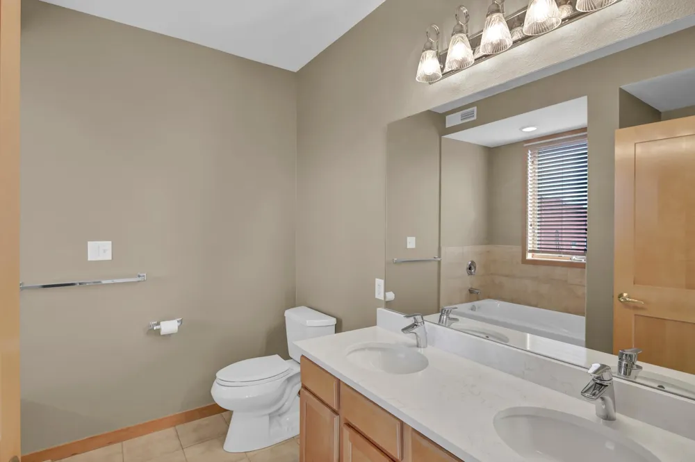 101 S Washington Street #302 Lake City, MN 55041