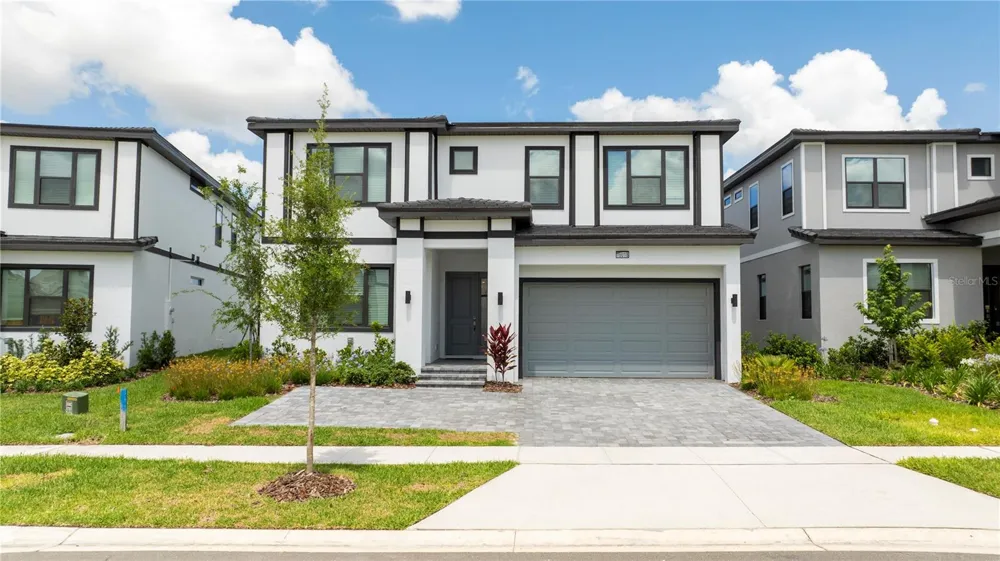 10018 VOYAGER WAY Orlando, FL 32821