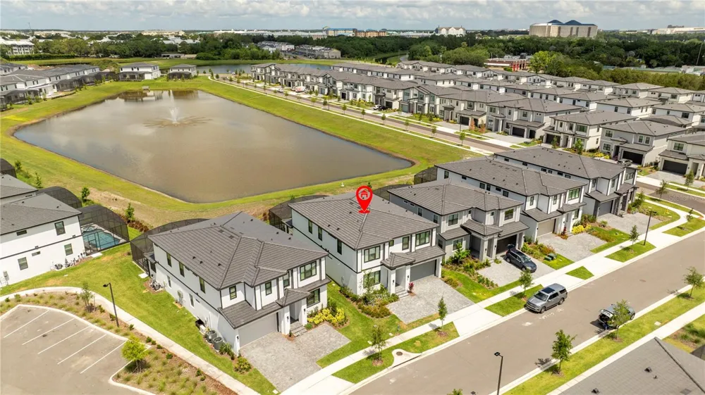 10018 VOYAGER WAY Orlando, FL 32821