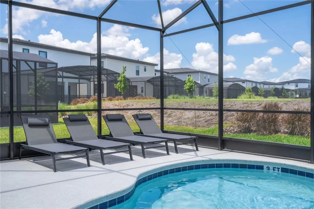 10018 VOYAGER WAY Orlando, FL 32821