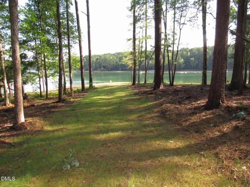 112 Shoreline Drive Manson, NC 27553