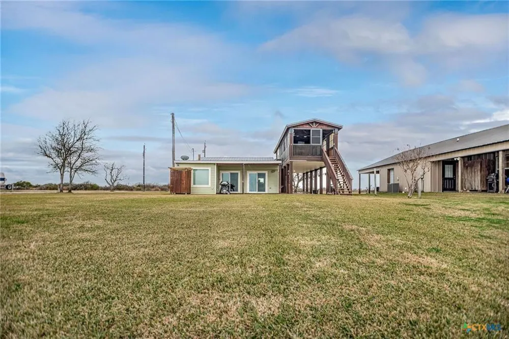 1067 County Road 307 Port Lavaca, TX 77979