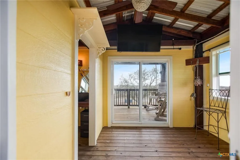 1067 County Road 307 Port Lavaca, TX 77979