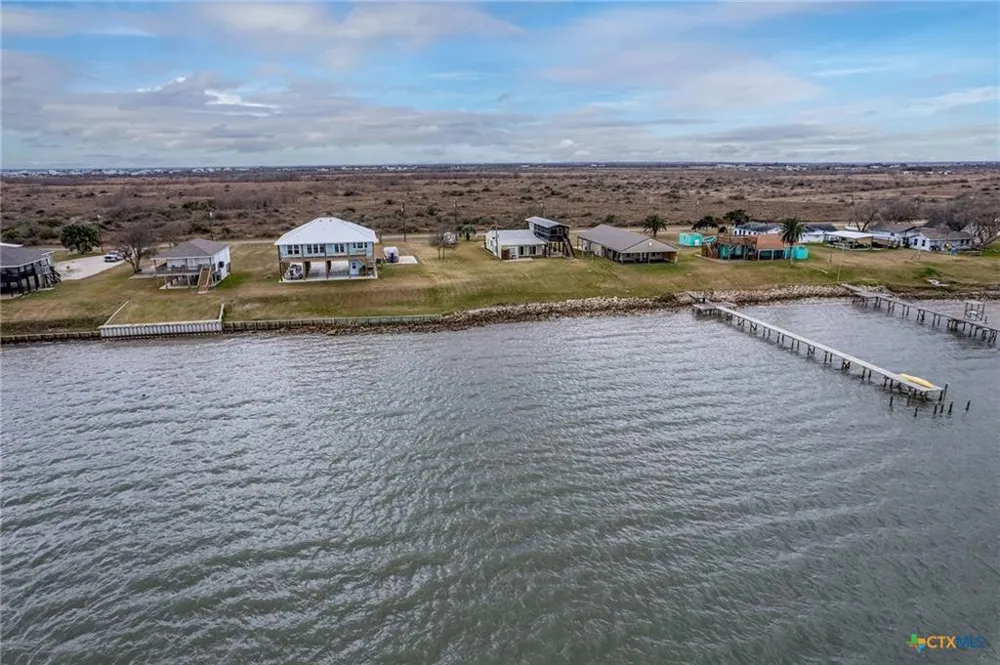 1067 County Road 307 Port Lavaca, TX 77979