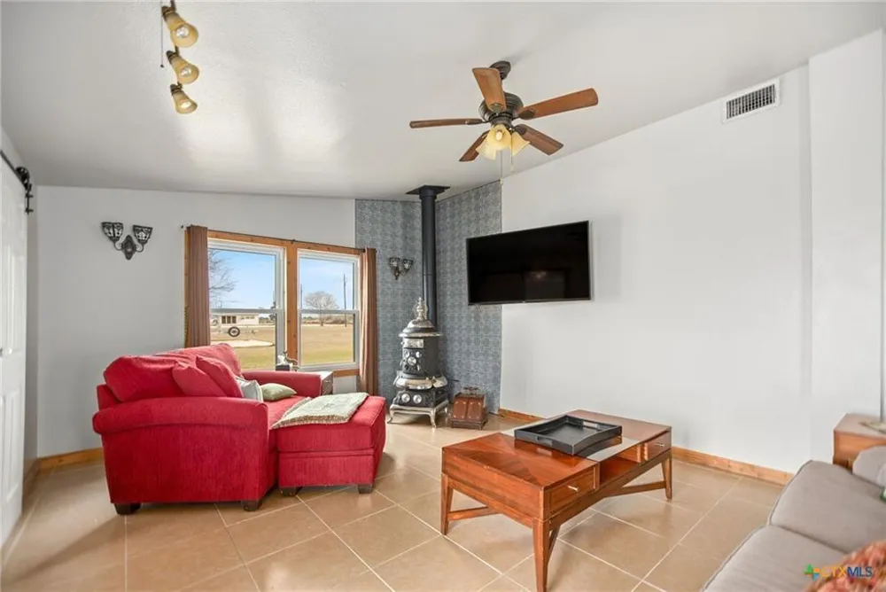 1067 County Road 307 Port Lavaca, TX 77979