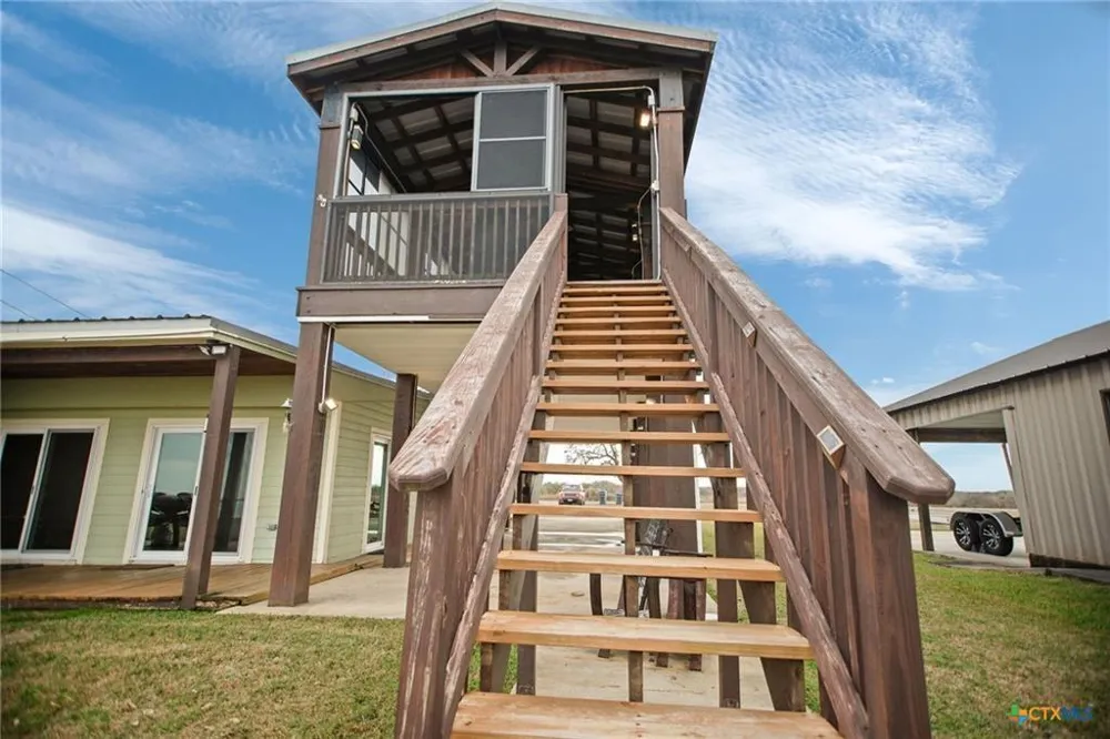 1067 County Road 307 Port Lavaca, TX 77979