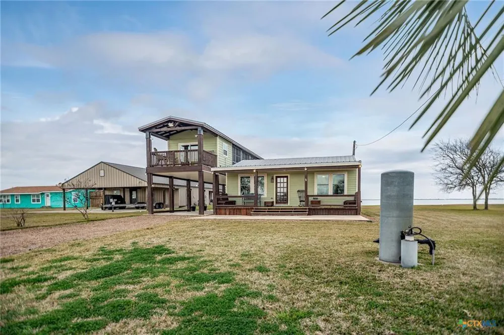 1067 County Road 307 Port Lavaca, TX 77979