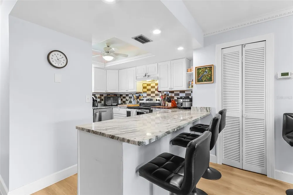 3935 COUNTRY CLUB BOULEVARD #17 Cape Coral, FL 33904