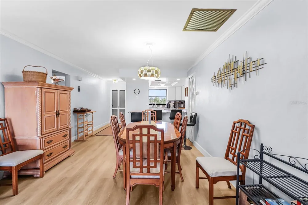 3935 COUNTRY CLUB BOULEVARD #17 Cape Coral, FL 33904