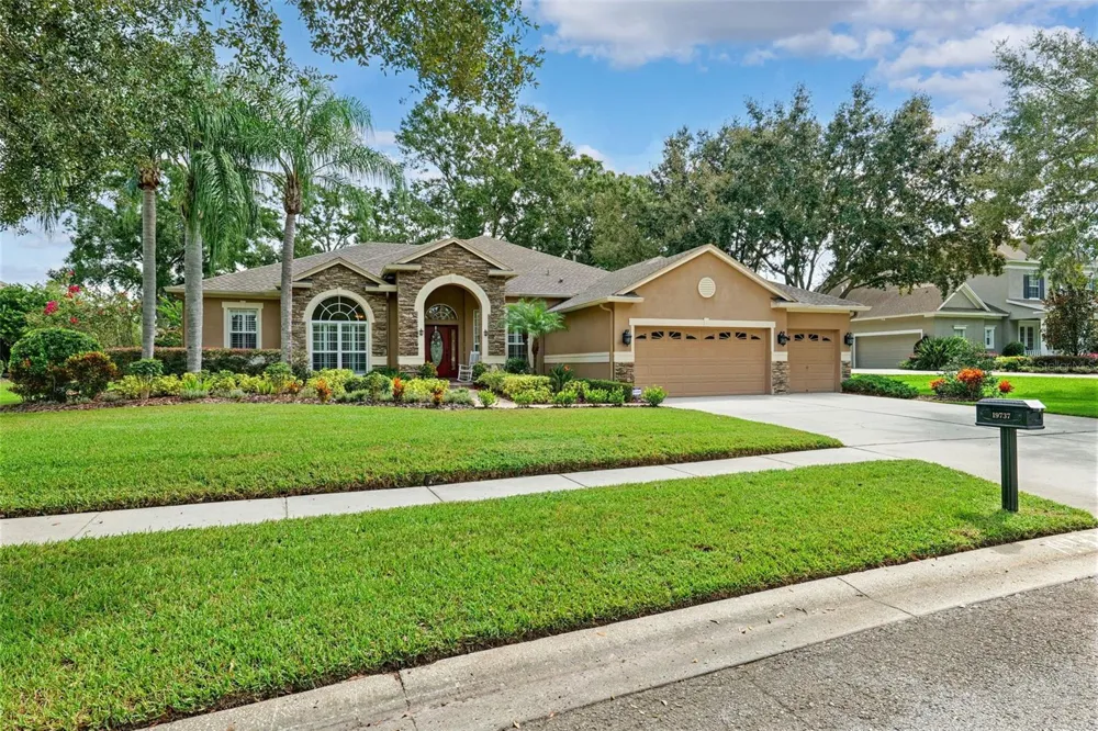 19737 PRINCE BENJAMIN DRIVE Lutz, FL 33549