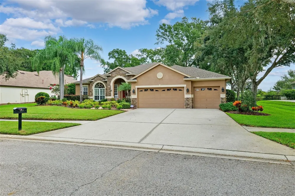 19737 PRINCE BENJAMIN DRIVE Lutz, FL 33549
