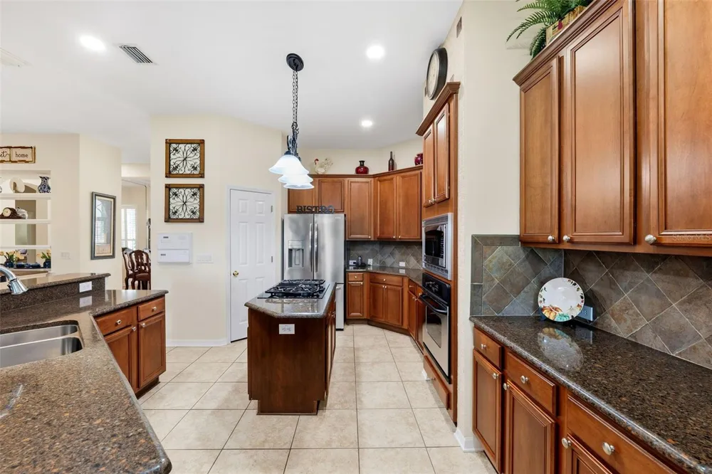 19737 PRINCE BENJAMIN DRIVE Lutz, FL 33549