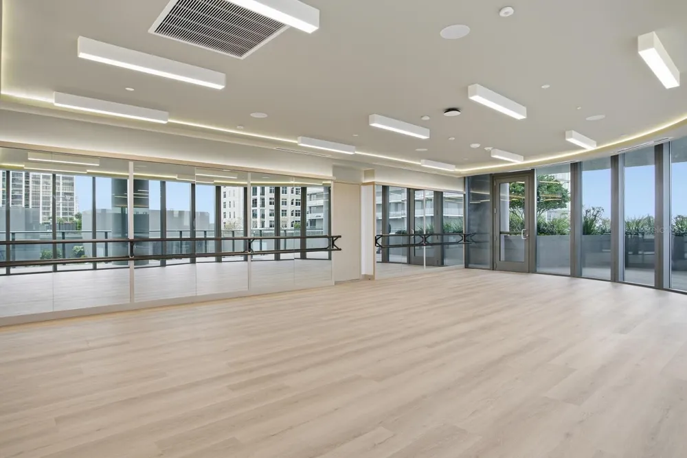 3015 S YSABELLA AVENUE #2303 Tampa, FL 33629