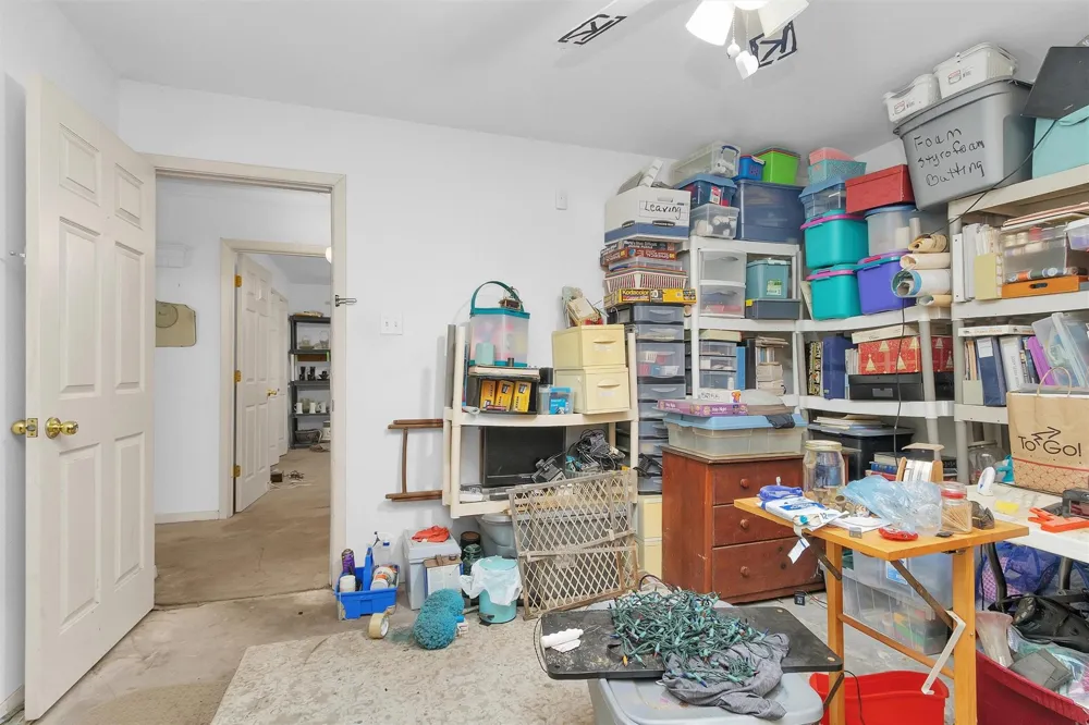 10408 Glennswood Drive Navasota, TX 77868
