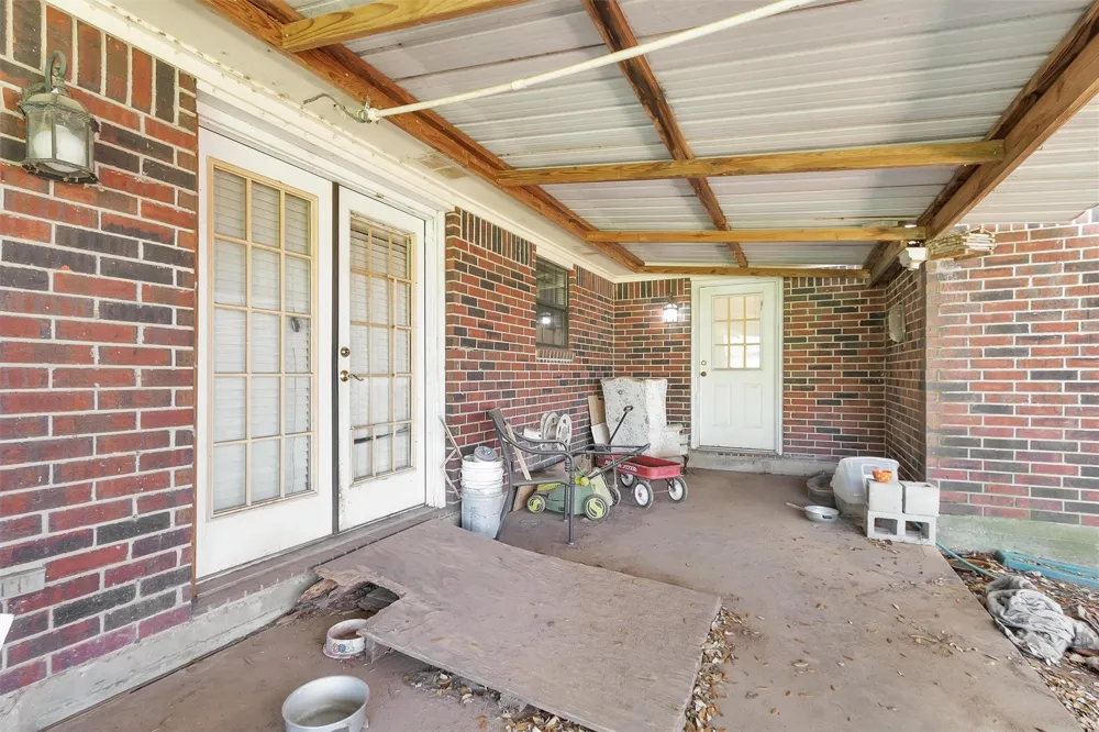 10408 Glennswood Drive Navasota, TX 77868