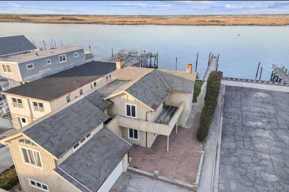 115 Maryland Avenue Long Beach, NY 11561