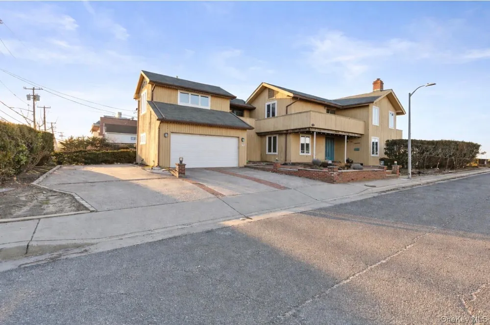 115 Maryland Avenue Long Beach, NY 11561