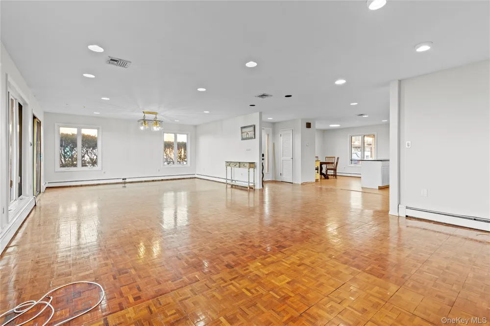 115 Maryland Avenue Long Beach, NY 11561