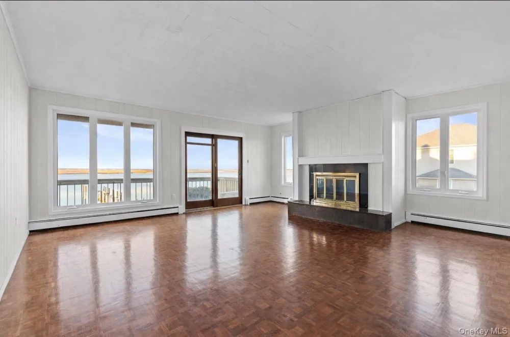 115 Maryland Avenue Long Beach, NY 11561