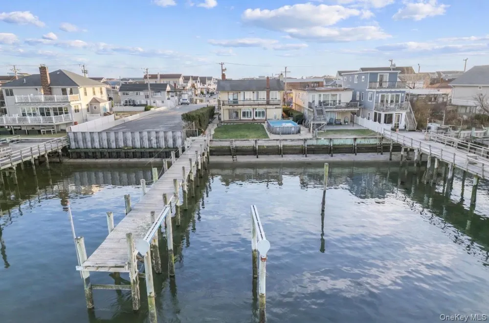 115 Maryland Avenue Long Beach, NY 11561