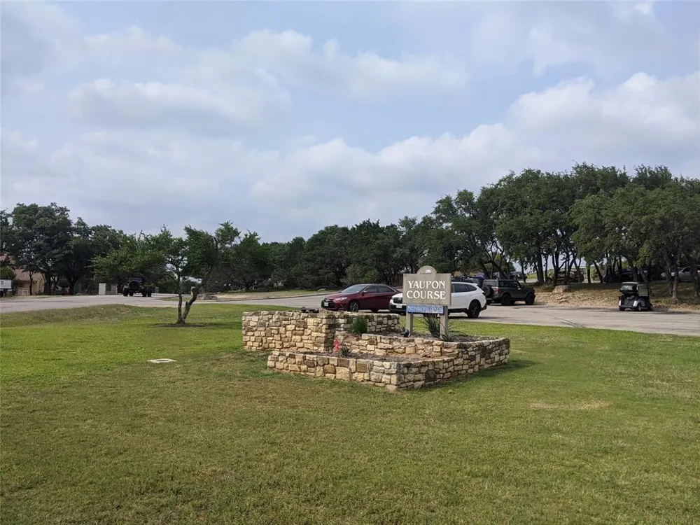129 Clubhouse Drive Lakeway, TX 78734