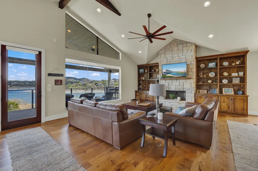 2550 Colleen Drive Canyon Lake, TX 78133