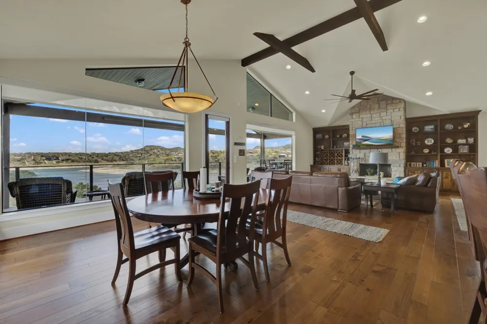 2550 Colleen Drive Canyon Lake, TX 78133